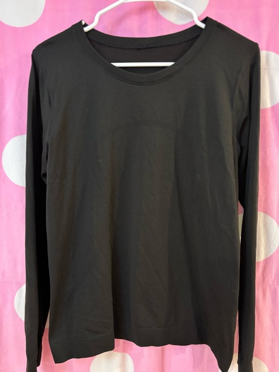 lululemon athletica Tops - Lululemon women’s athletic Black Long Sleeve Top